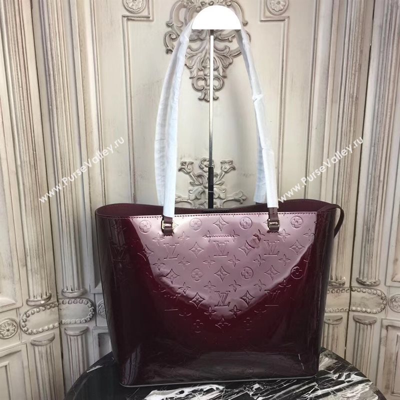 LV Louis Vuitton Long Beach MM Handbag Monogram Patent Leather Bag M90475 Wine 6871