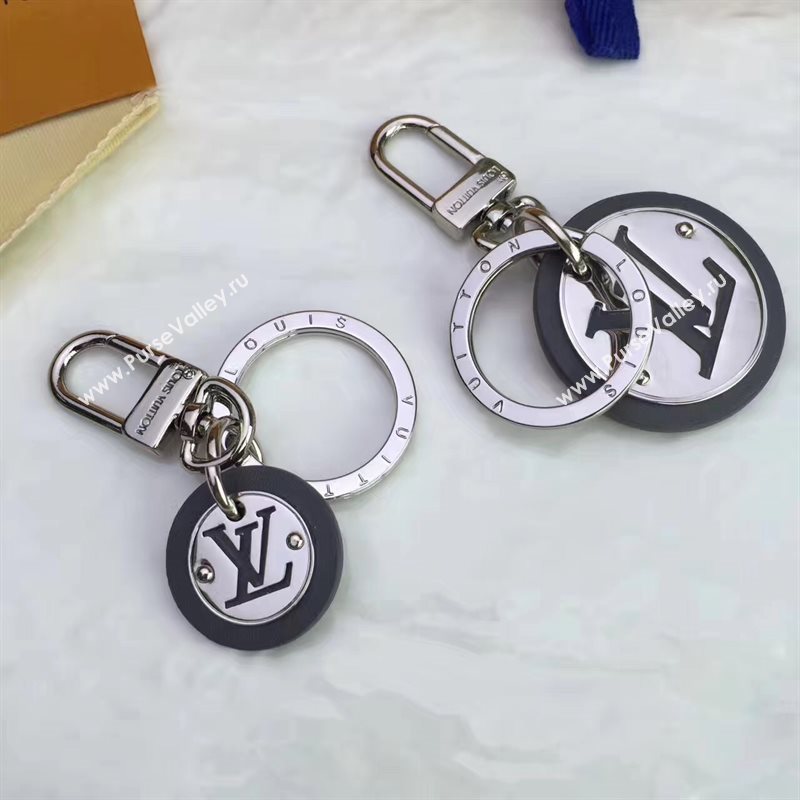 LV Louis Vuitton Cut Circle Key Holder M67362 6915