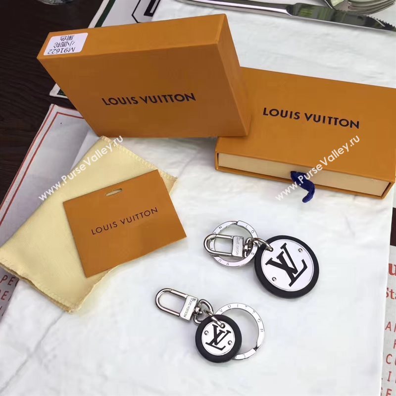 LV Louis Vuitton Cut Circle Key Holder M67362 6915