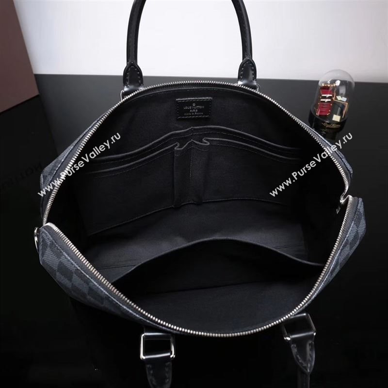 LV Louis Vuitton N48224 Damier Graphite Messenger Bag Handbag