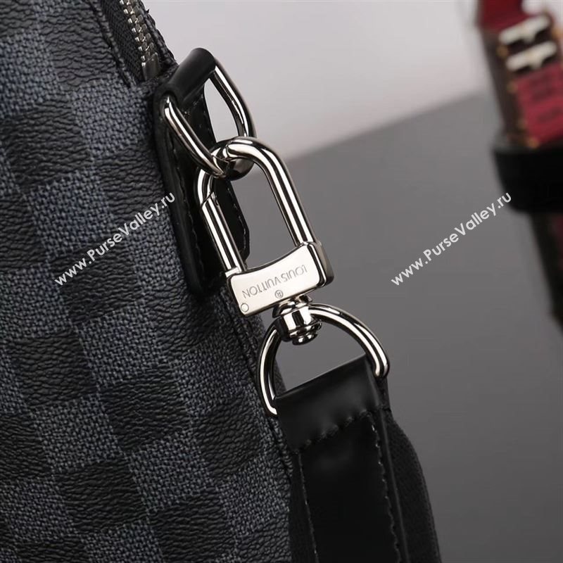 LV Louis Vuitton N48224 Damier Graphite Messenger Bag Handbag