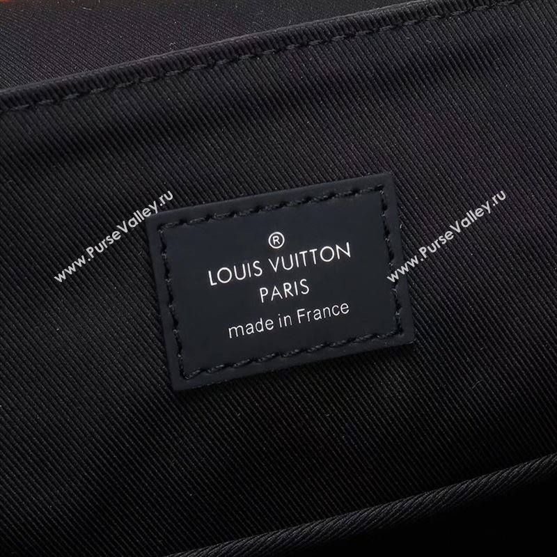 LV Louis Vuitton M44001 Messenger MM Explorer Bag Monogram Handbag