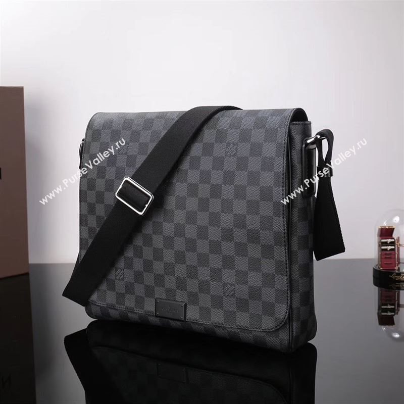 LV Louis Vuitton M41272 District HandBag Damier Graphite Bag