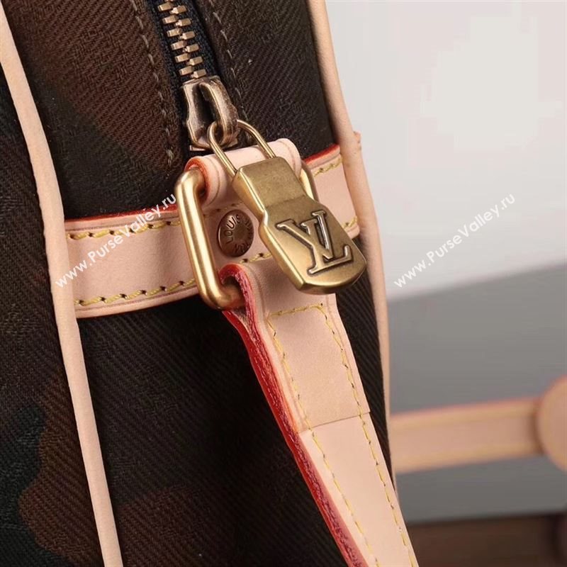 LV Louis Vuitton Supreme Bag M44205 Monogram Chest Pack Handbag