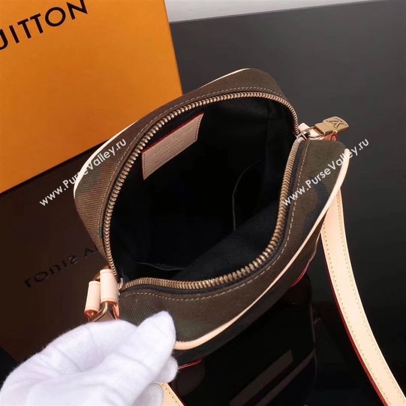 LV Louis Vuitton Supreme Bag M44205 Monogram Chest Pack Handbag