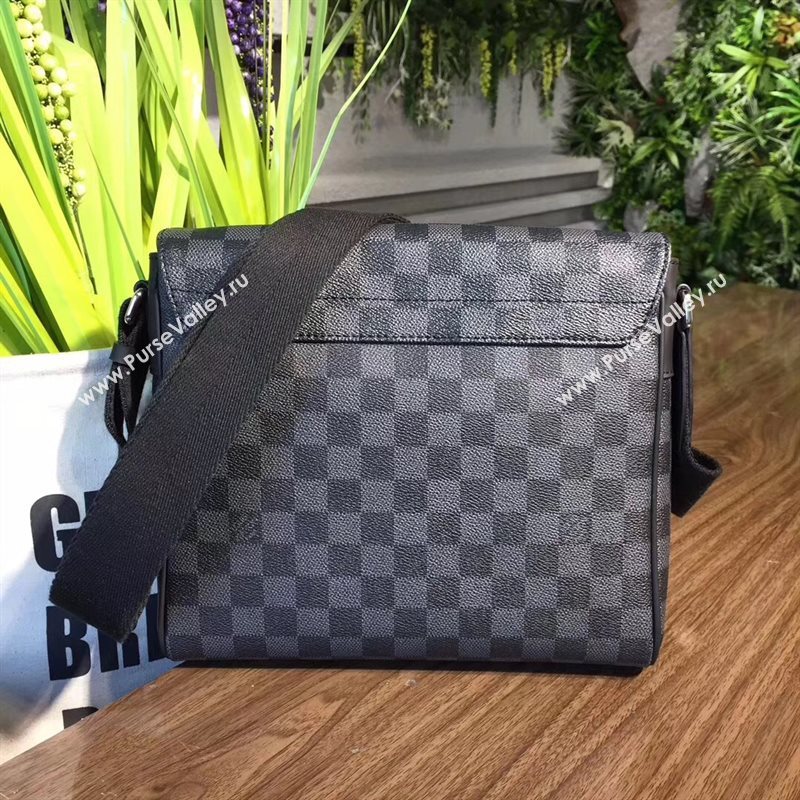 Louis Vuitton Men LV League District PM Bag Damier Handbag N41054 7034
