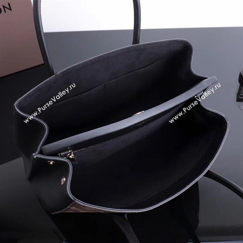 LV Louis Vuitton Monogram Brittany Handbag M42269 Leather Bag Black