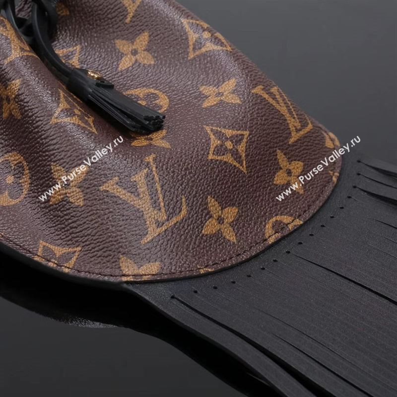 LV Louis Vuitton M67802 Noe Tassel Shoulder Bag Monogram Leather Handbag Black