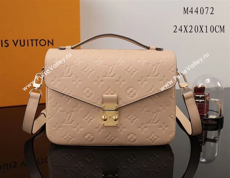 LV Louis Vuitton Pochette Metis Shoulder Bag M44072 Leather Handbag Beige