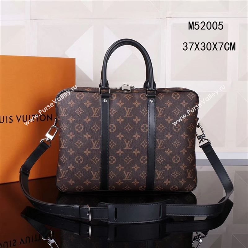 Men LV Louis Vuitton Porte-documents Voyage Handbag M52005 Monogram Bag Brown