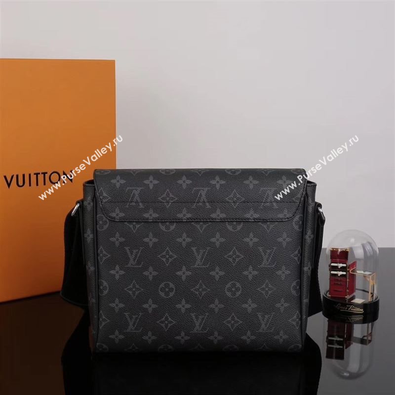 Men LV Louis Vuitton M44000 District Messenger Bag Monogram Handbag Gray