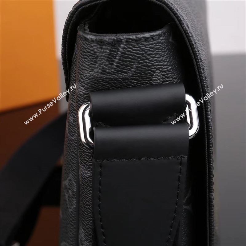 Men LV Louis Vuitton M44000 District Messenger Bag Monogram Handbag Gray