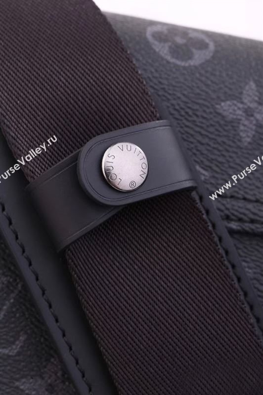 Men LV Louis Vuitton M40511 Voyager Messenger Bag Monogram Handbag Gray