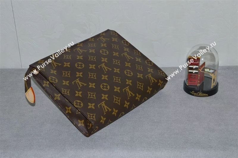 LV Louis Vuitton Monogram Clutch Handbag M47542 Toiletry Bag Brown