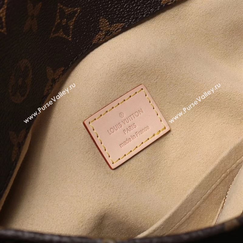 LV Louis Vuitton M40249 Artsy Handbag Monogram Bag Brown