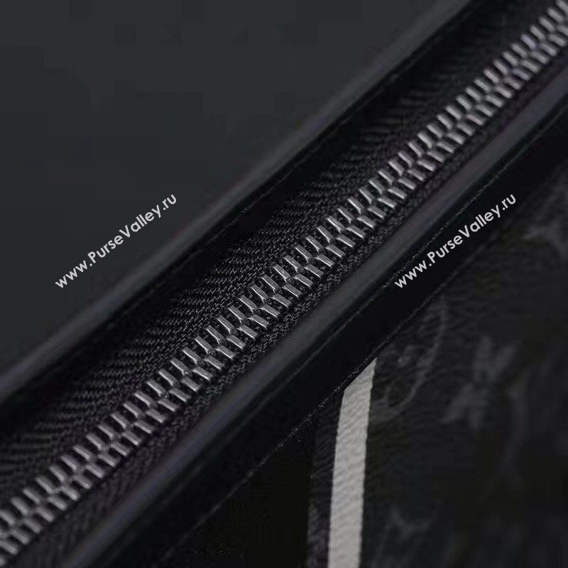 Men LV Louis Vuitton M64440 Pochette Voyage Clutch Bag Monogram Handbag Black