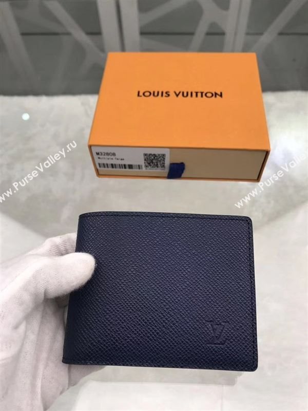 replica Louis Vuitton LV Multiple Wallet Taiga Leather Purse Bag Black M32808