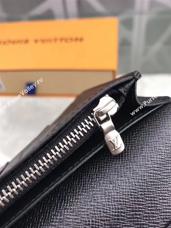 replica Louis Vuitton LV Brazza Wallet Taiga Leather Purse Bag Black M32572