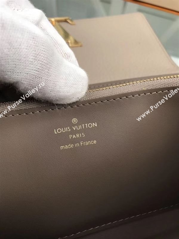 replica Louis Vuitton LV Capucines Wallet Real Leather Purse Bag Gray M61249