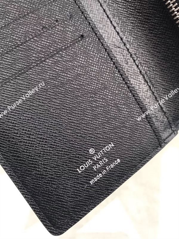 replica Louis Vuitton LV Regular Wallet Taiga Leather Purse Bag Black M61283