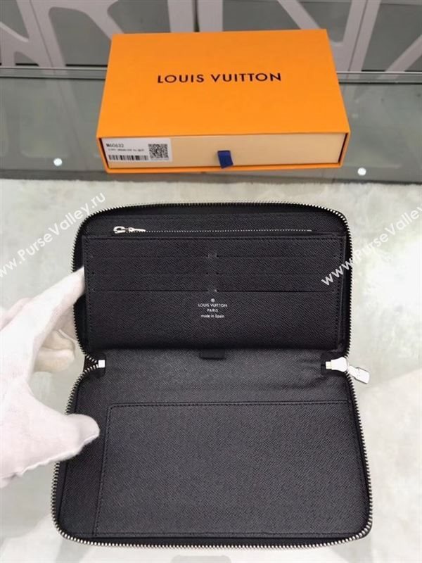 replica Louis Vuitton LV Supreme Zippy Organizer Wallet Epi Leather Purse Bag Black M60632