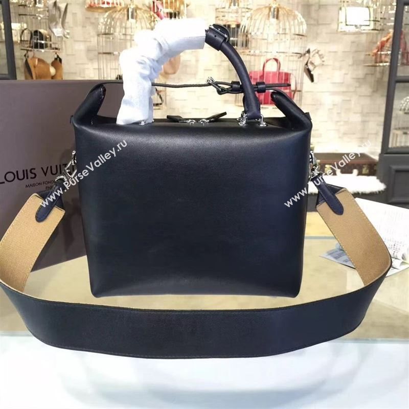 replica Louis Vuitton LV Cruiser Handbag Real Leather Shoulder Bag M52008 Black