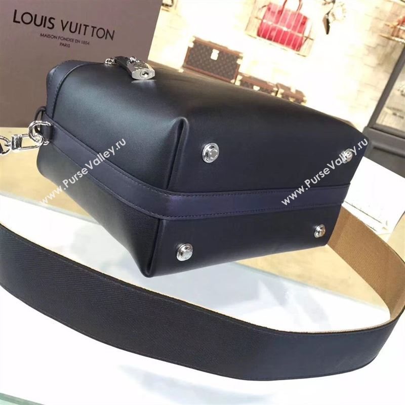 replica Louis Vuitton LV Cruiser Handbag Real Leather Shoulder Bag M52008 Black