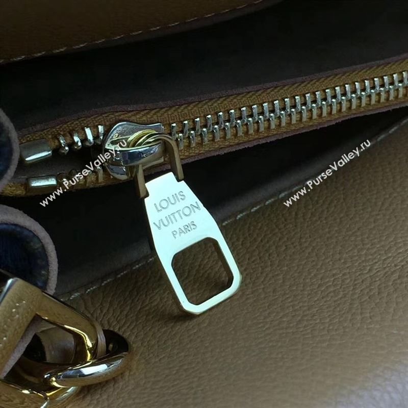 replica Louis Vuitton LV Monogram Venus Handbag Leather Shoulder Bag M43540 Tan