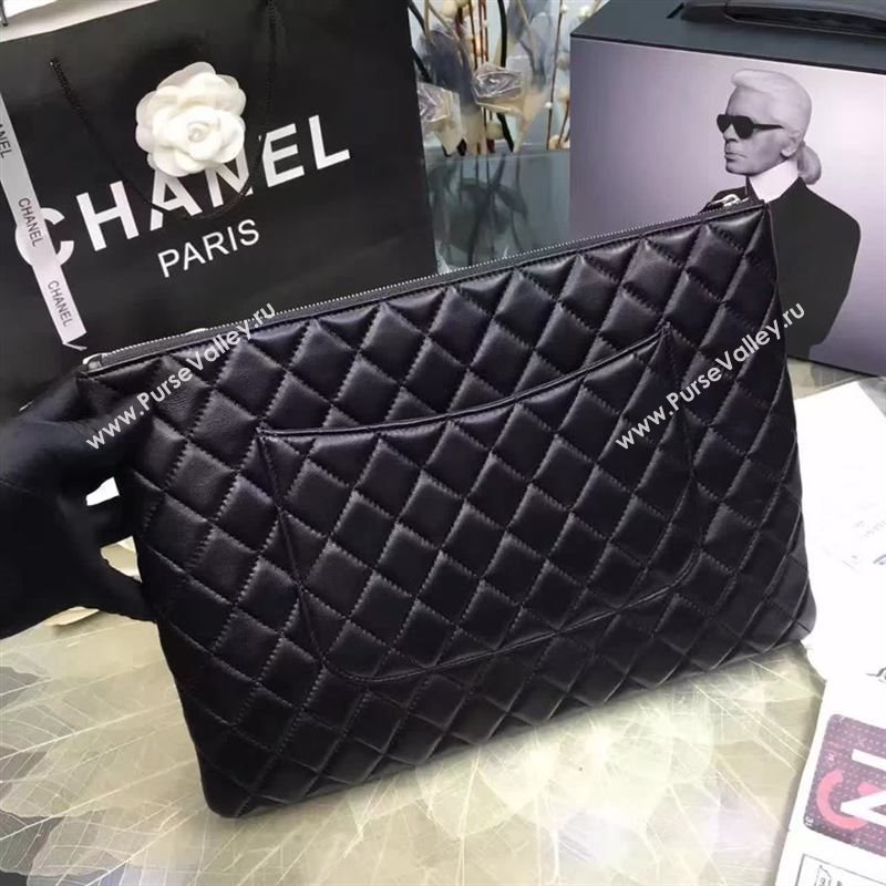 Chanel Clutch bag 17300
