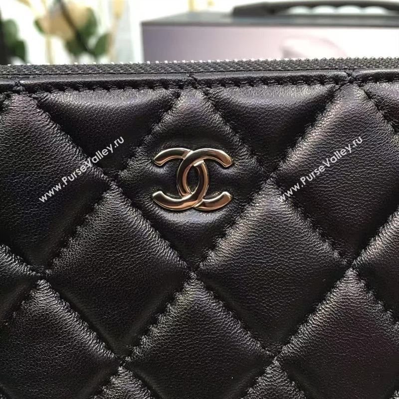 Chanel Clutch bag 17300