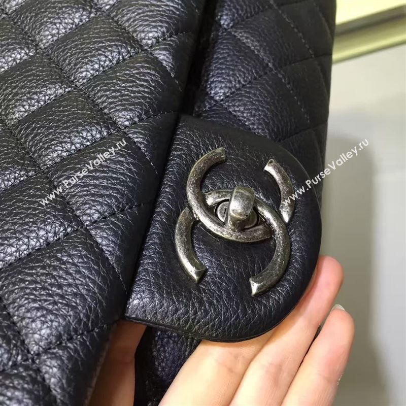 Chanel Classic flap XXL 18707