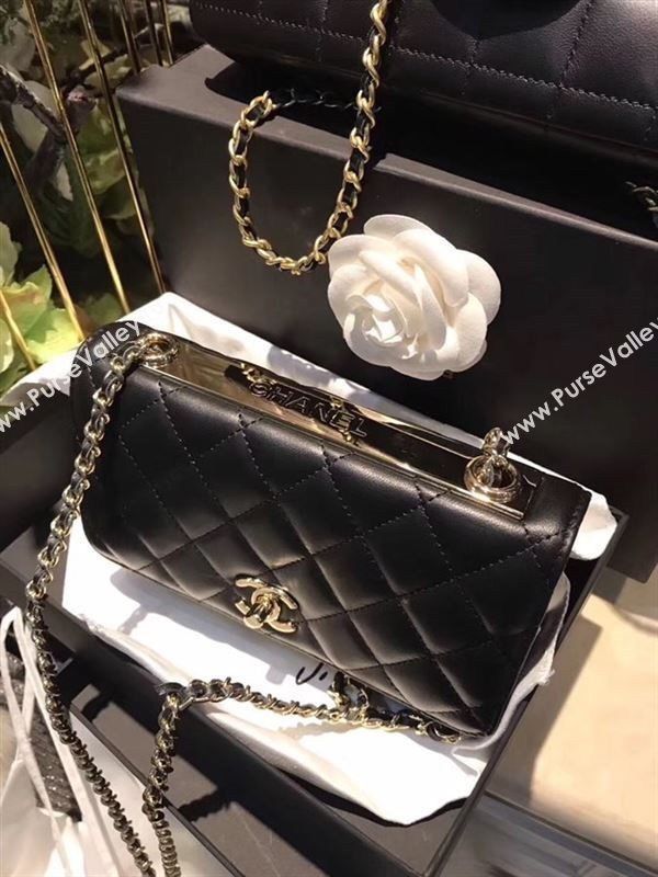 Chanel WOC 20525