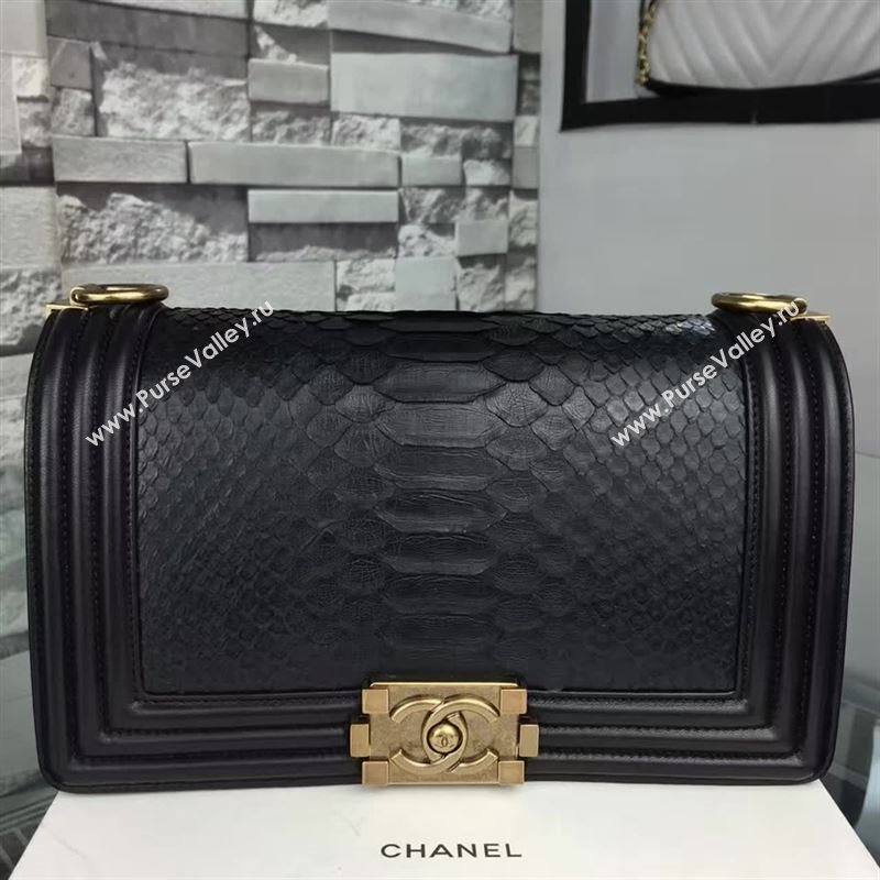 CHANEL Le boy Python 22087