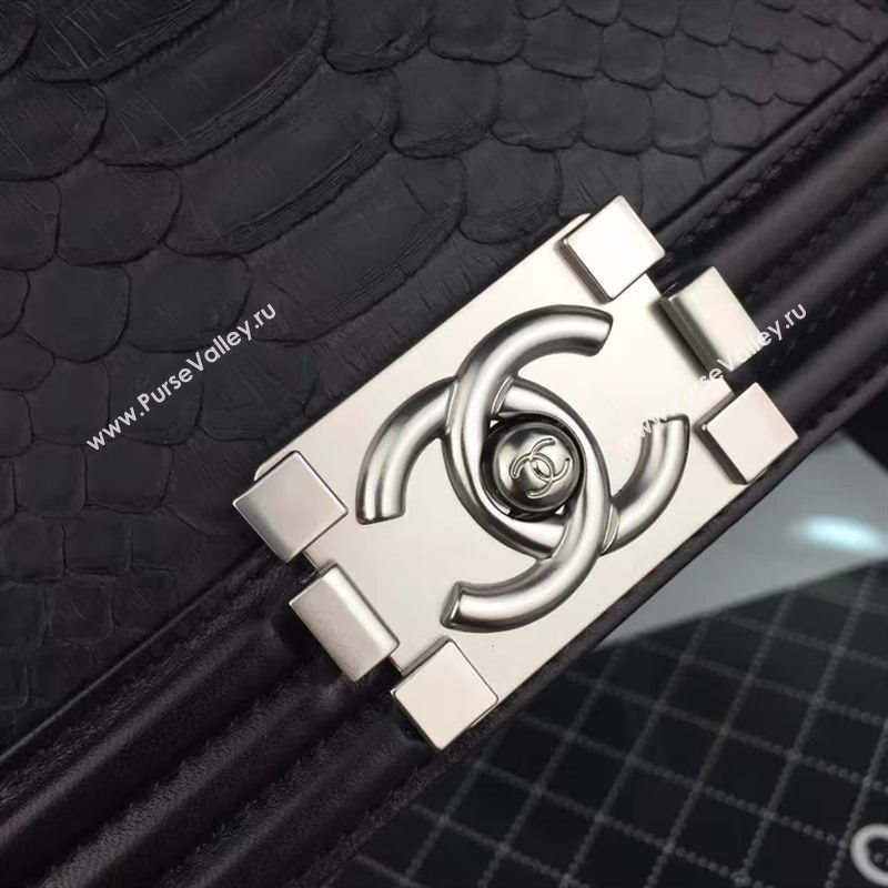 CHANEL Le boy Python 22158