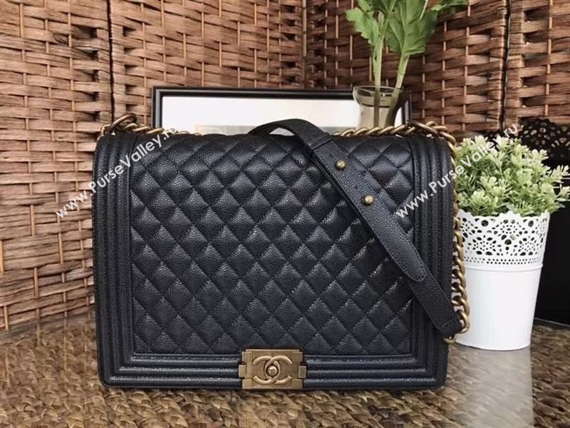 Chanel Le Boy 28801