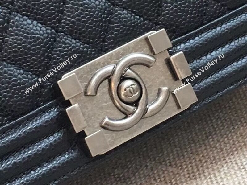 Chanel Le boy 29006