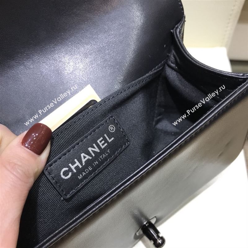 Chanel Le Boy 32610