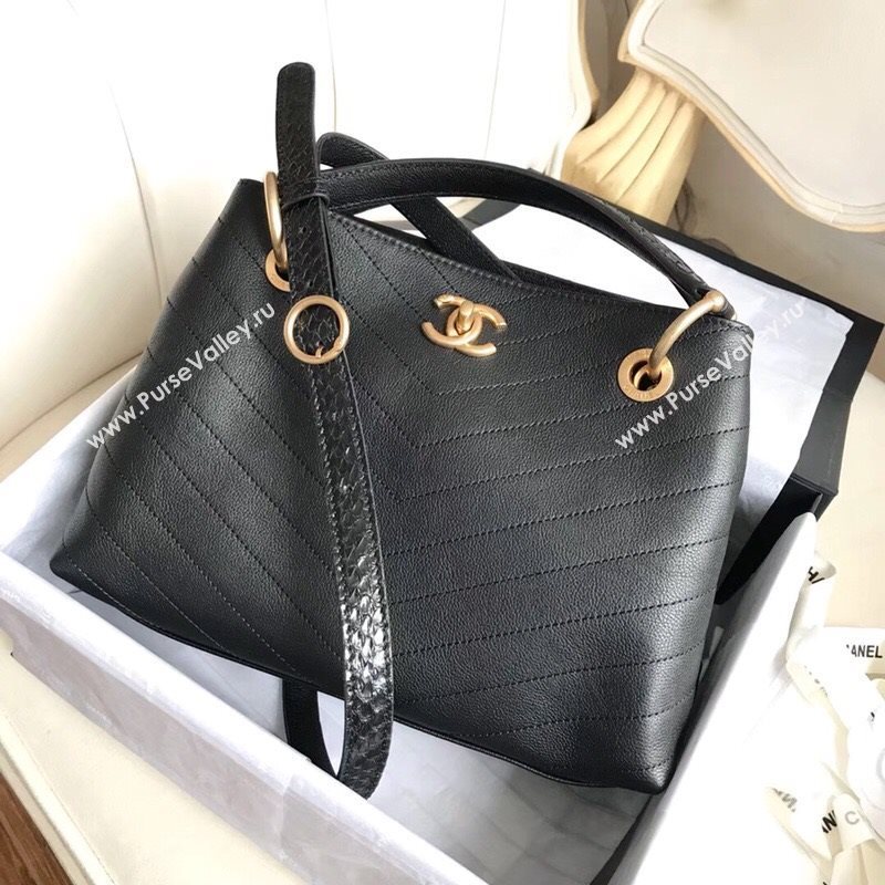 Chanel Paris Shopper Bag 36303