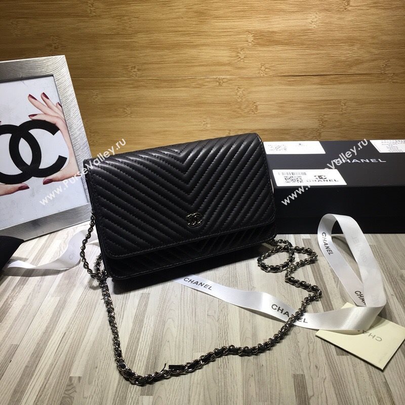 Chanel WOC 30717