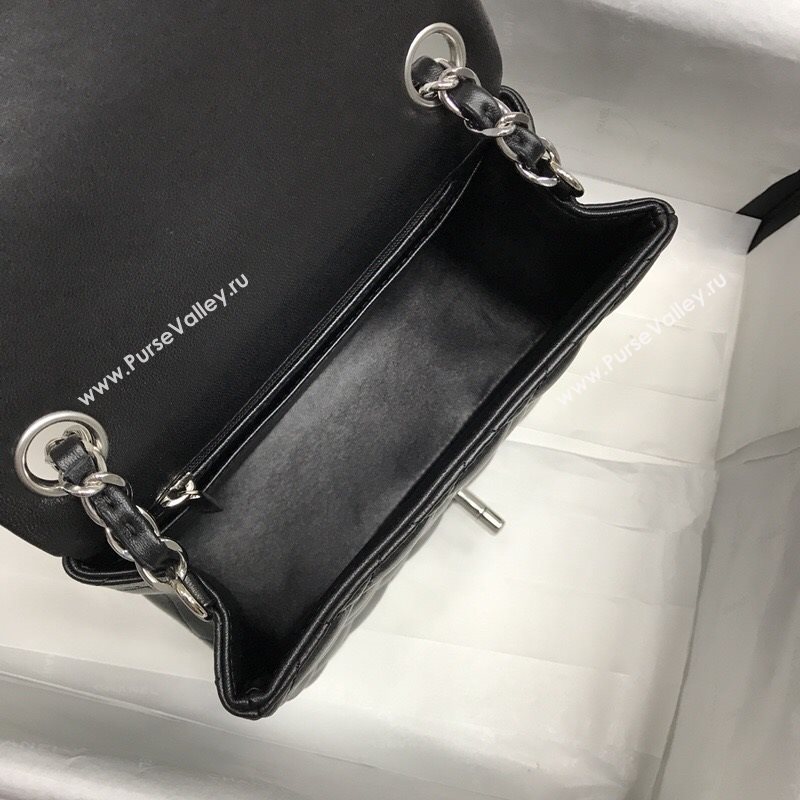 Chanel Classic flap 35018