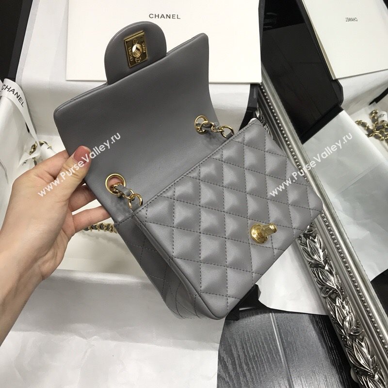 Chanel Classic flap 35019