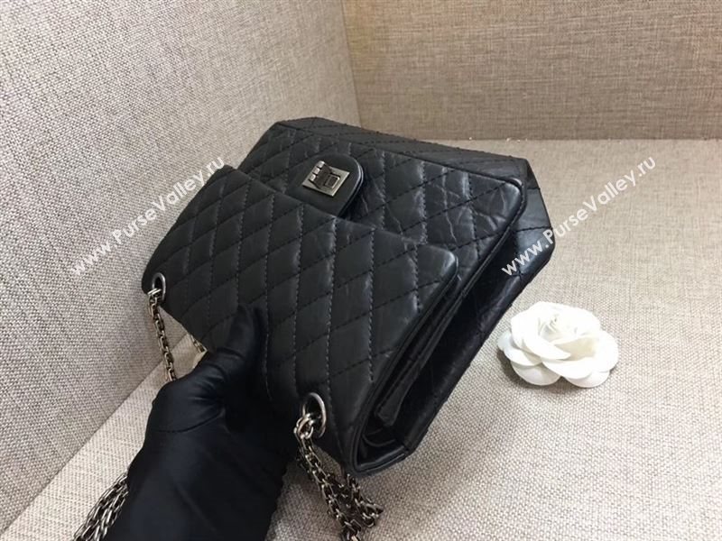 Chanel 2.55 23664