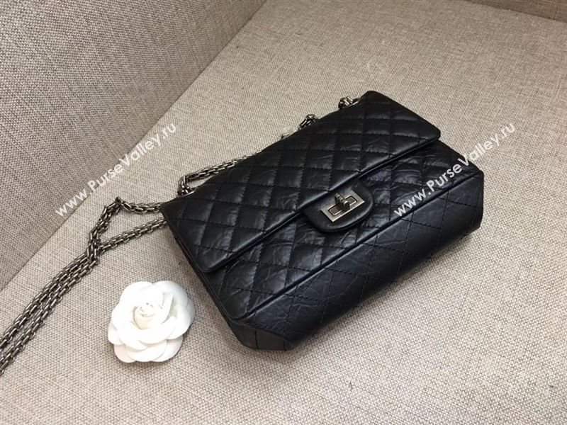 Chanel 2.55 23664