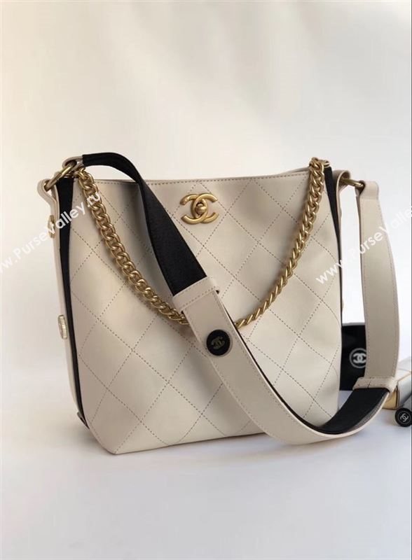 Chanel Shoulder Bag 37303