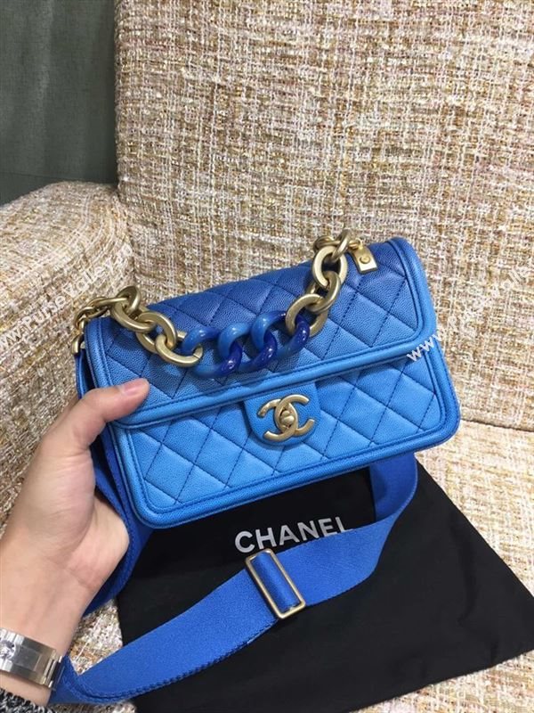 Chanel Classic flap 39878