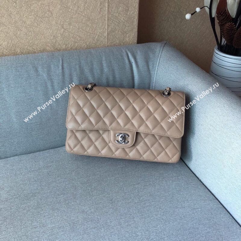 Chanel Classic flap 39674