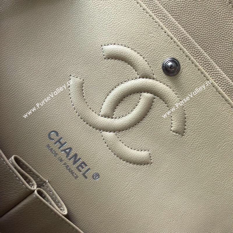 Chanel Classic flap 39674