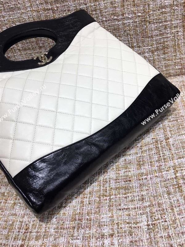 CHANEL Handbag 39579