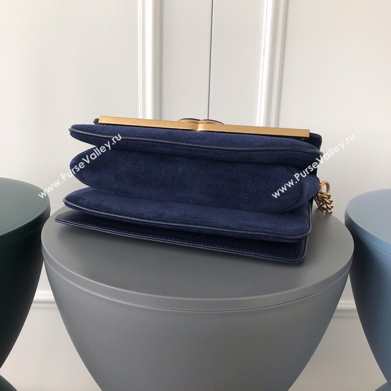 Chanel Shoulder bag 39139