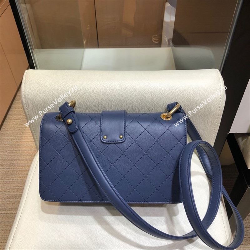 Chanel Shoulder bag 40800